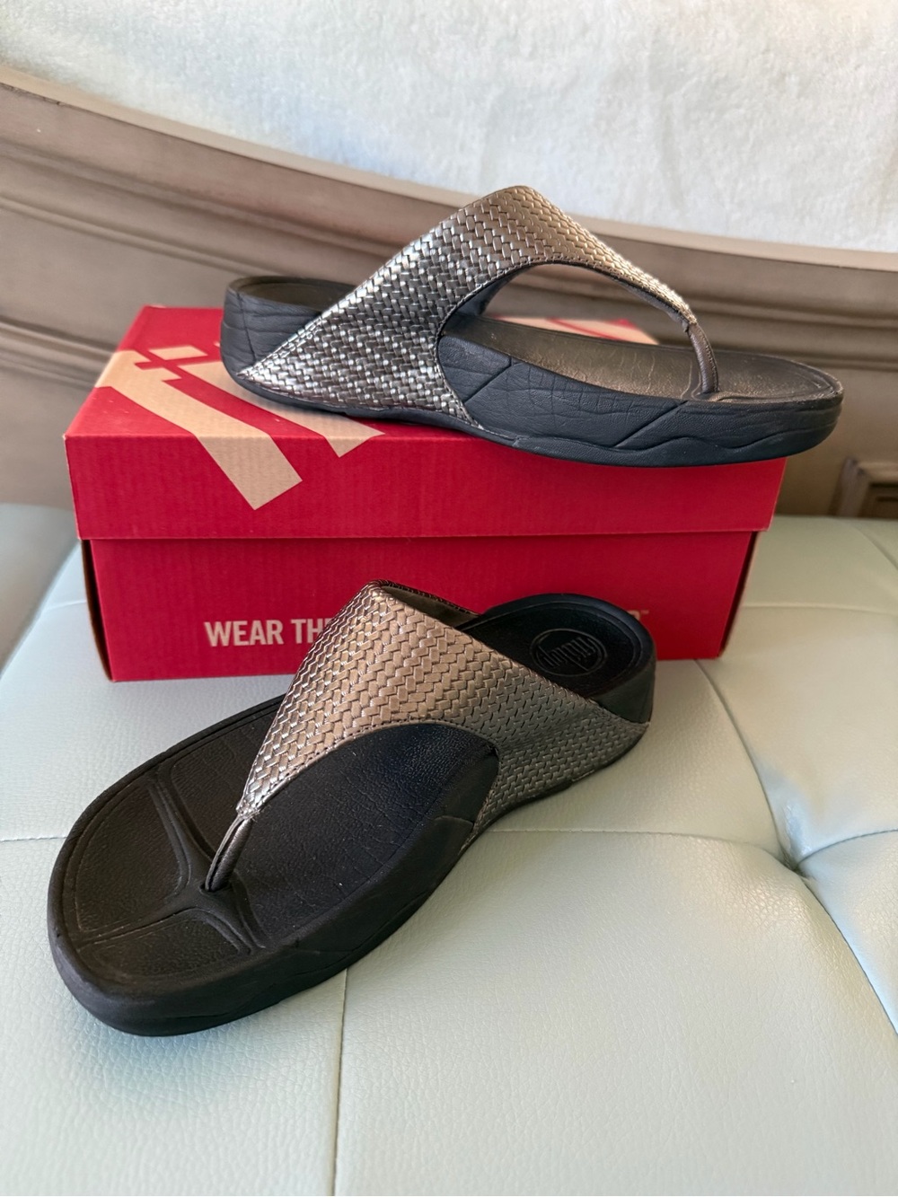 Fitflop Pewter Metallic Woven Thong Sandals - 8